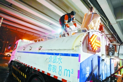lqiaobin9c33_b.jpg