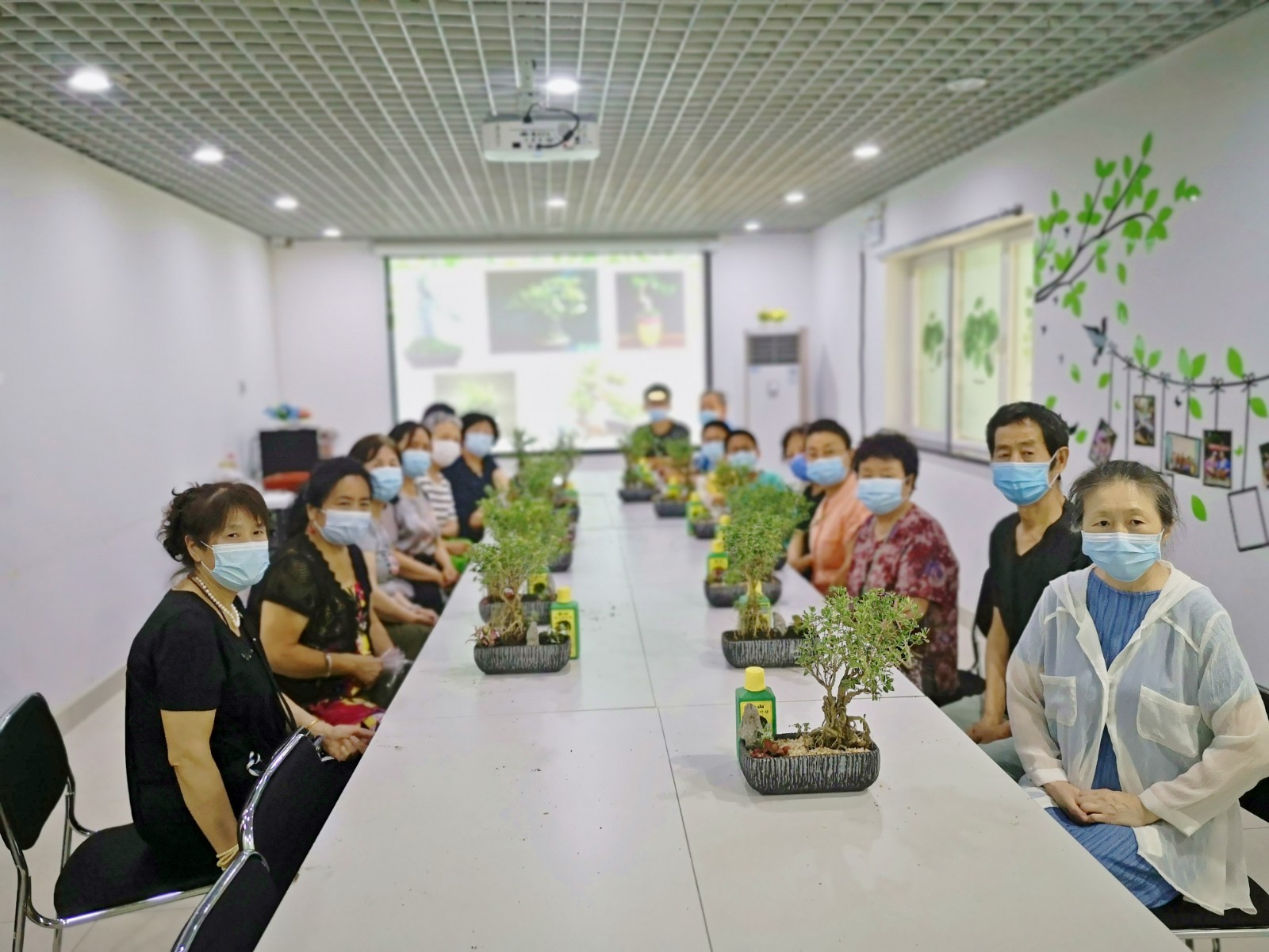 1626225693098030472.jpg 1626225693098030472.jpg