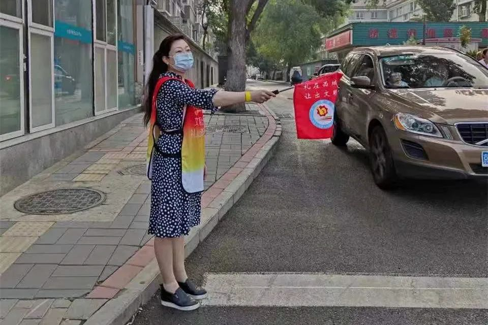 1661395835174072121.png