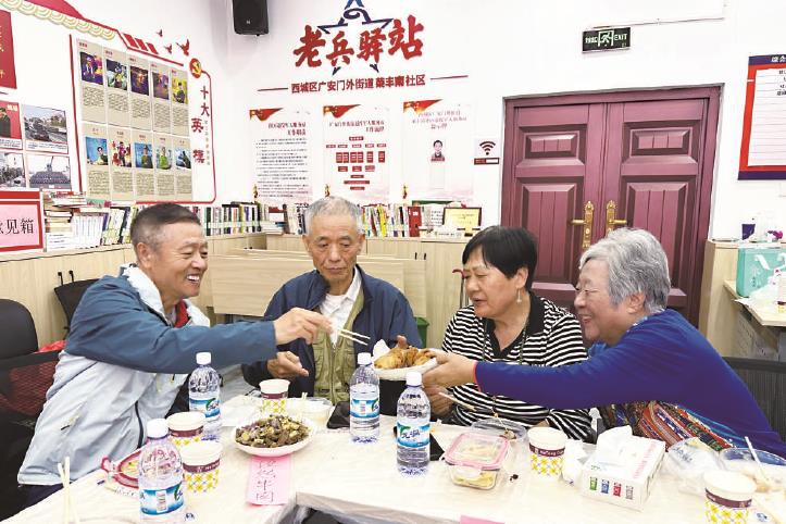 佳肴共品 情暖邻里