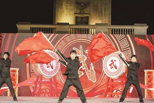 “我在天桥露一手”户外文艺休闲夜市启幕 打造京城文化消费新地标