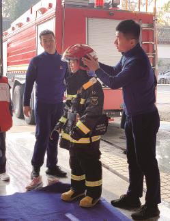 1763621508622043554.jpg 20251118_004_24284.jpg