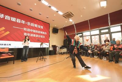 1764659298179051770.jpg 20251202_004_10209.jpg